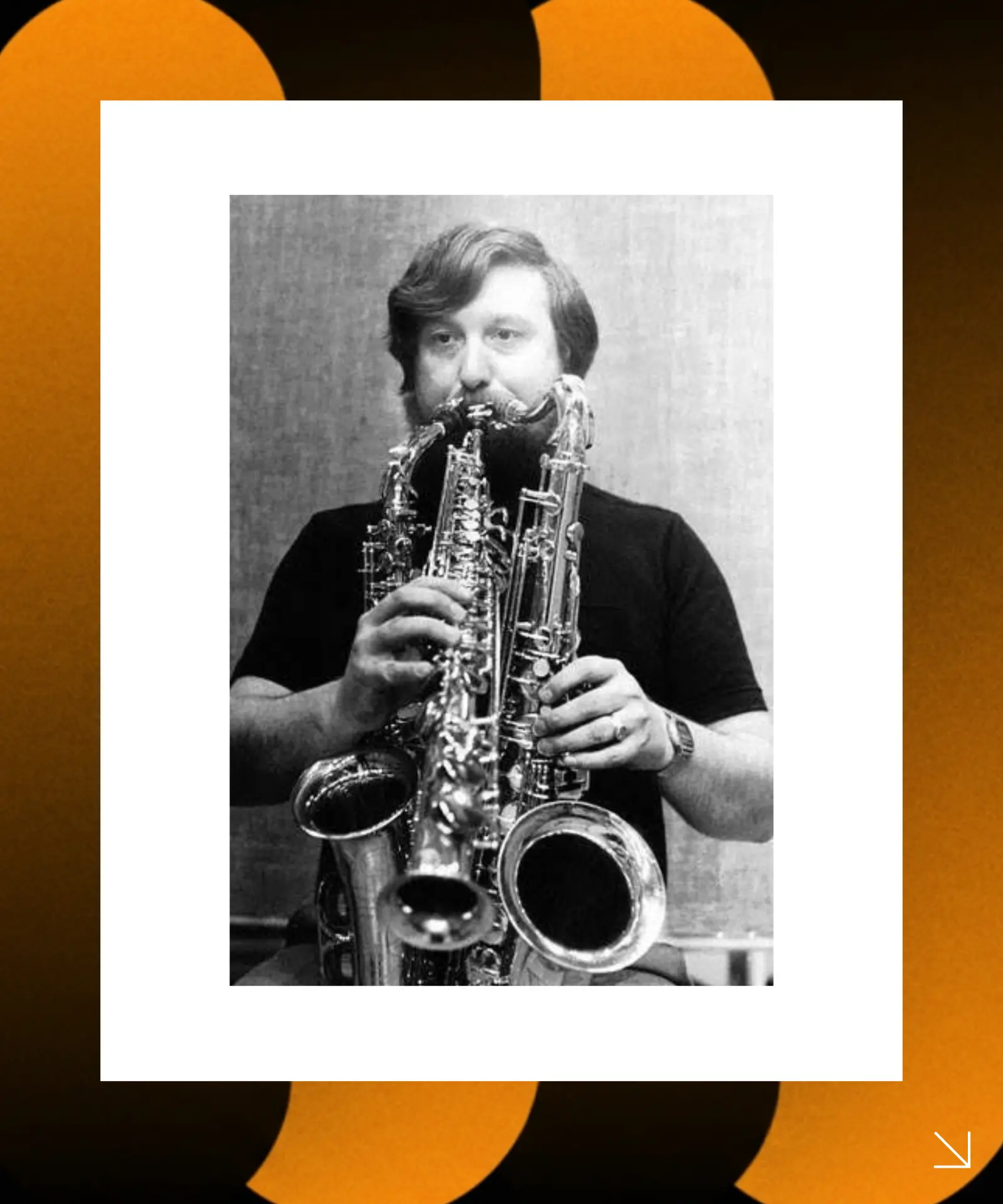 Archive photo of Anatoly Vapirov playing two saxophones